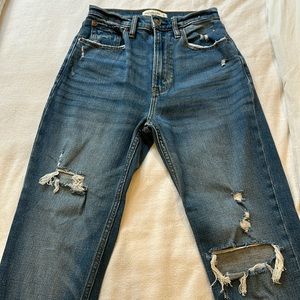 Abercrombie & fitch ankle straight jeans